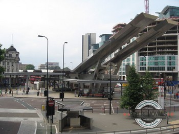 Vauxhall-Bus-Station