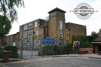 Professional relocation services in Cubitt Town, E14