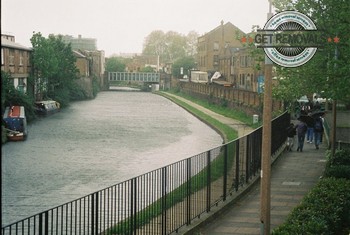 Islington canal in De Beauvoir Town, N1