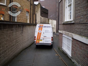 Hire a moving team in Maida Vale